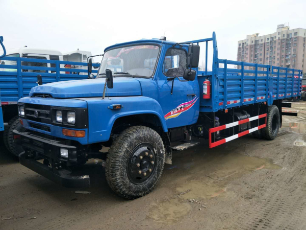 東風(fēng)尖頭教練車 東風(fēng)尖頭教練車