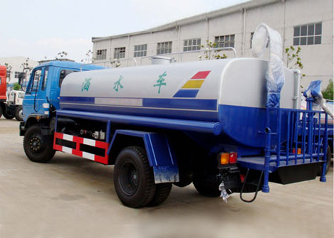 東風153灑水車 東風153灑水車